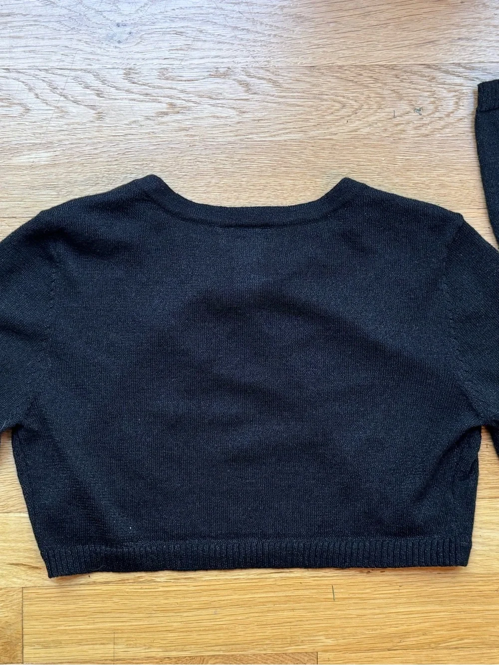 Black Cropped Bolero/Shrug/Sweater with Decorative Snap (Girls XL)